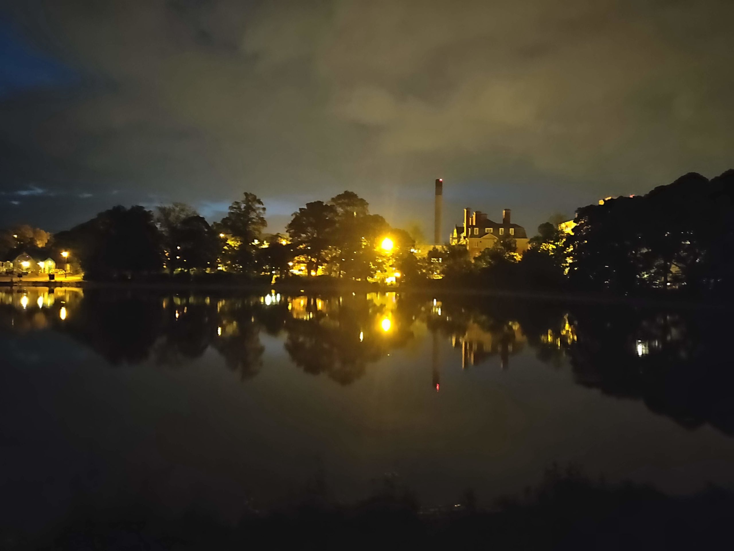 Leazers Park at night